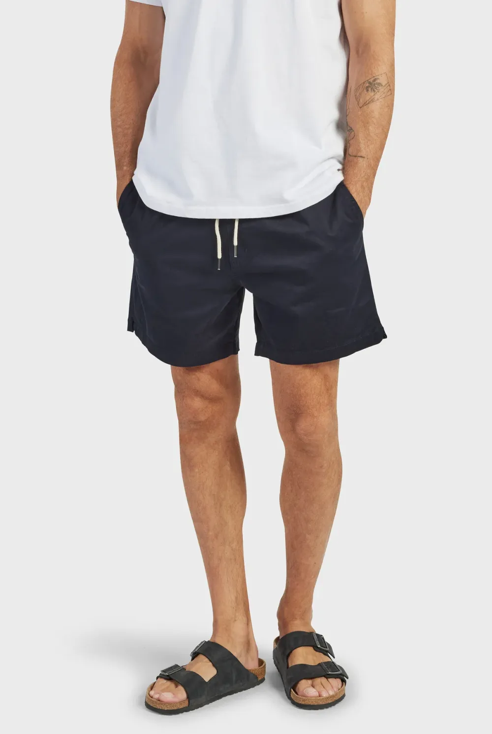 Volley Short-Black