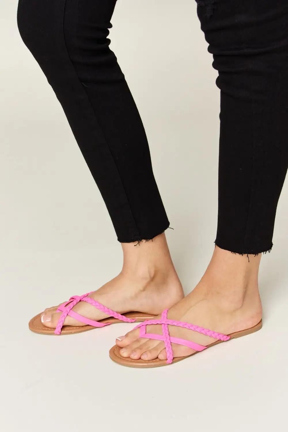 Crisscross Pu Sandals