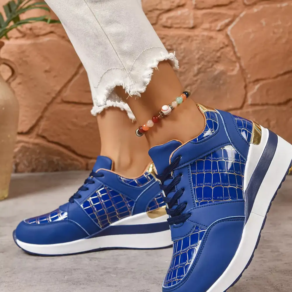 Refined Lace-Up Round Toe Sneakers