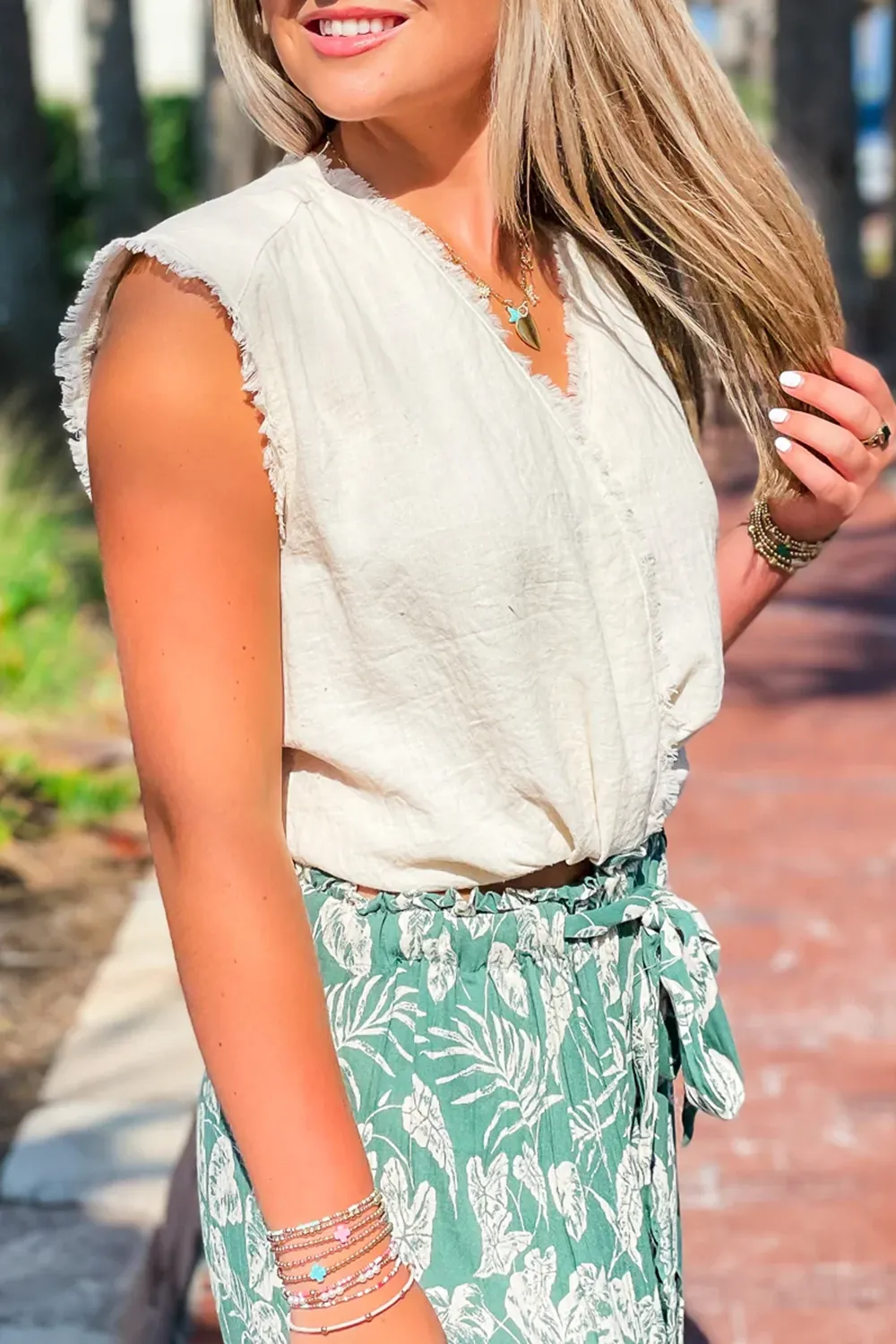 V-Neck Hip-Hop Cut Top