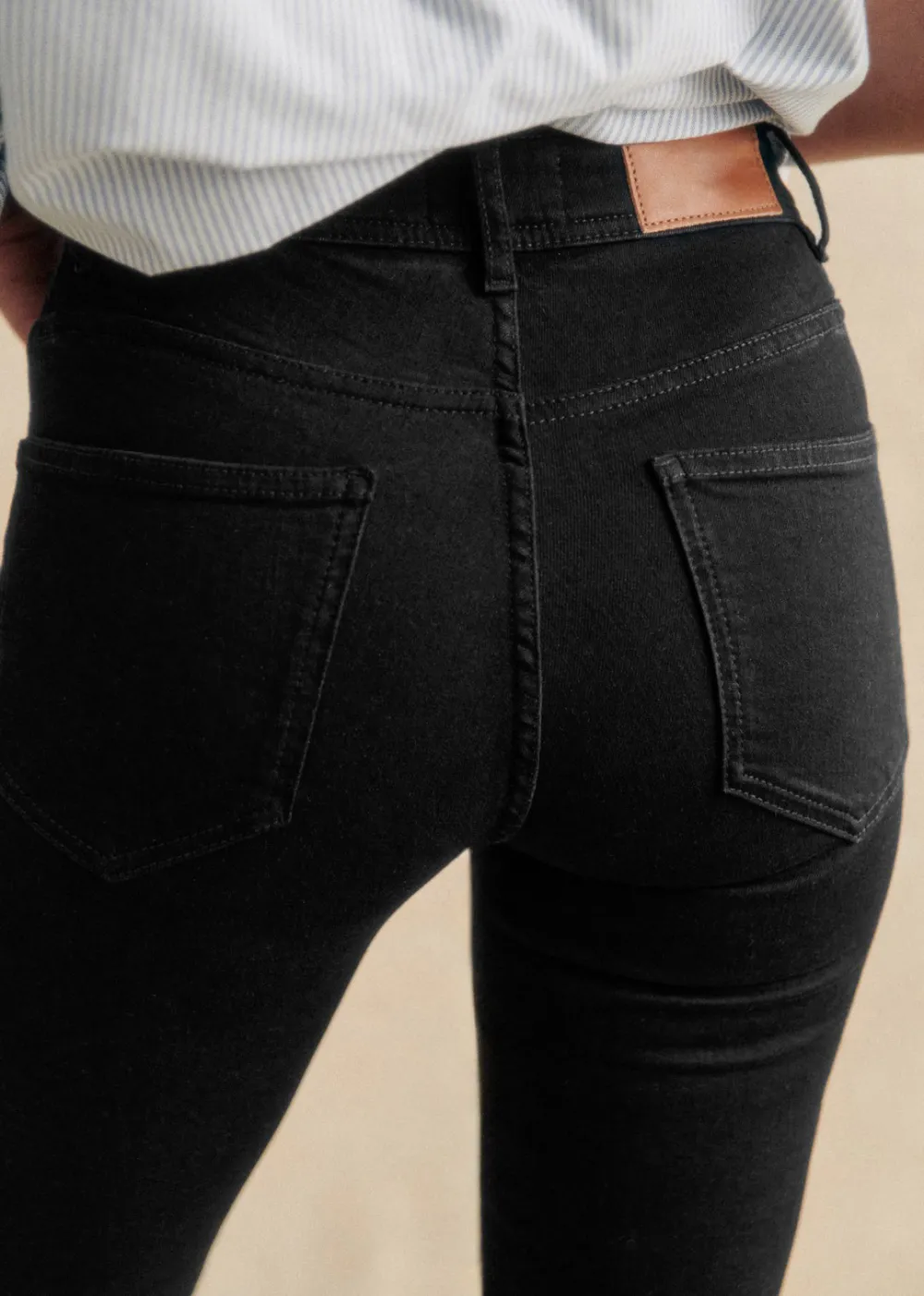 Solid Mid-Rise Slim-Fit Jeans