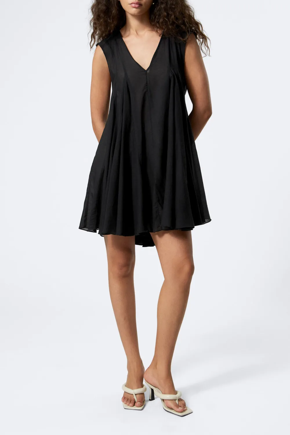 High-Low V-Neck Sleeveless Dress