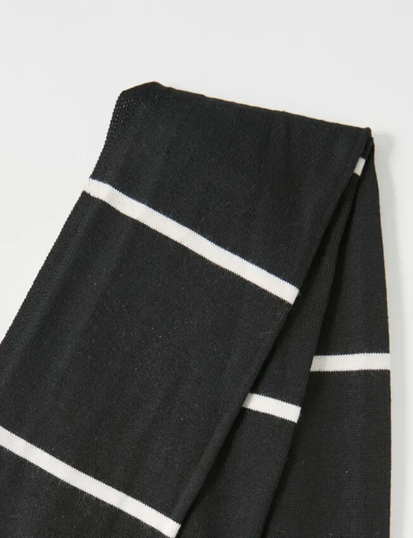 Niche Design Black Colorblock Wool Scarf
