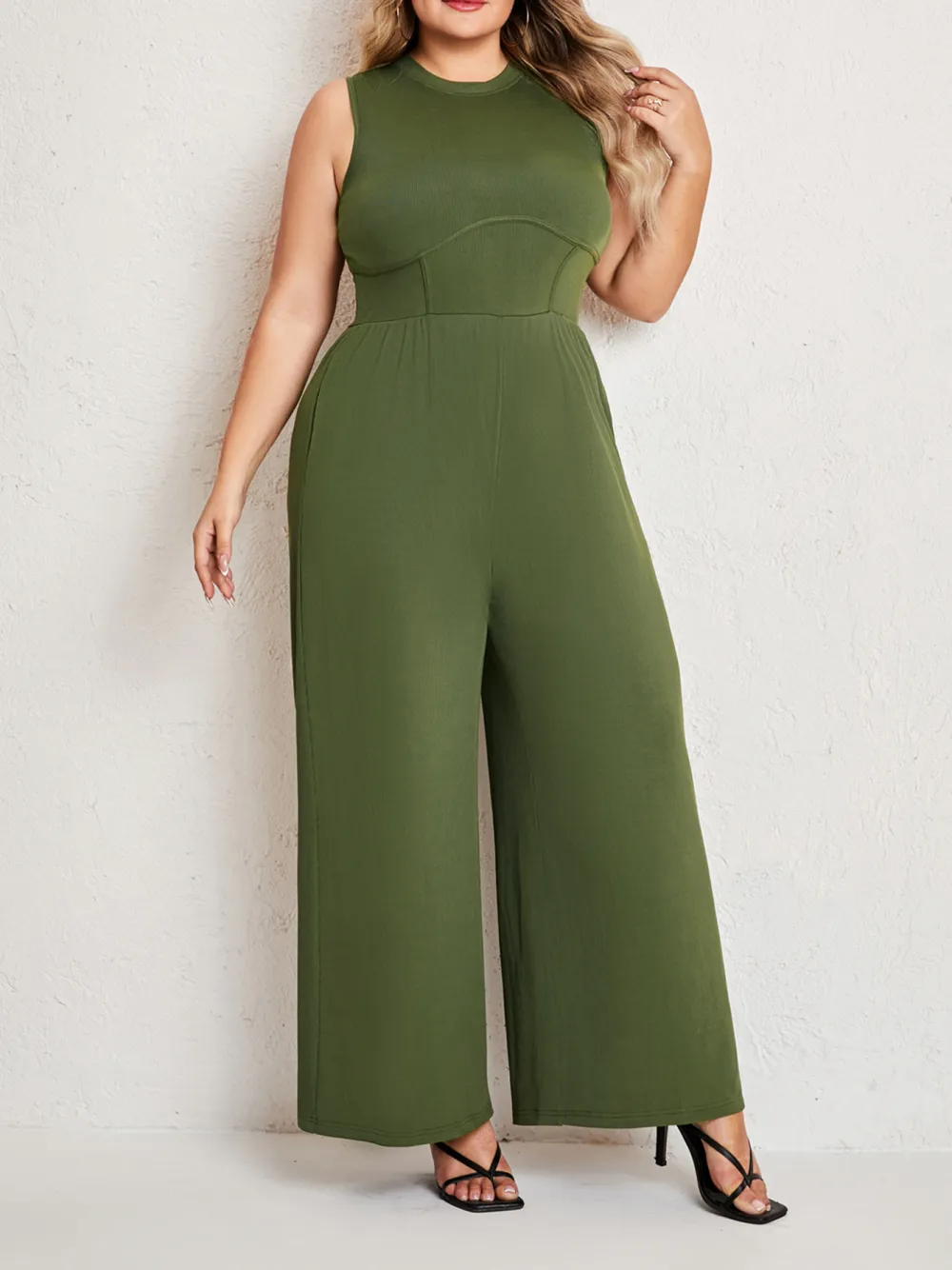 Ladies New Solid Color Sleeveless Straight Pants Suit