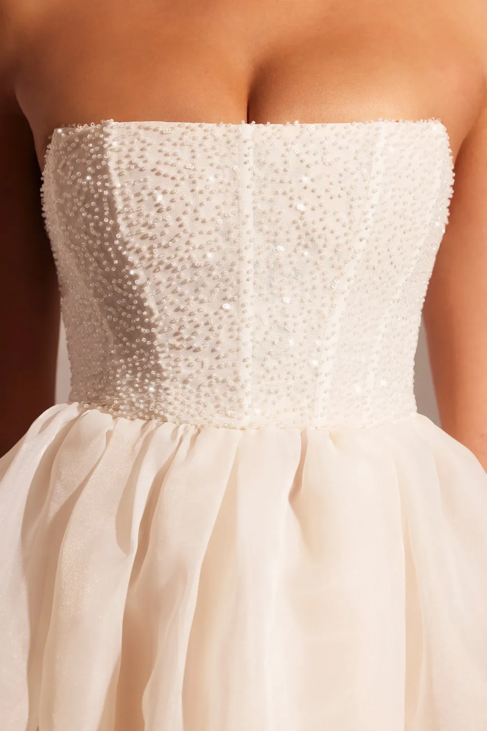 Luxurious Romantic Fluffy Organza Mid-Length