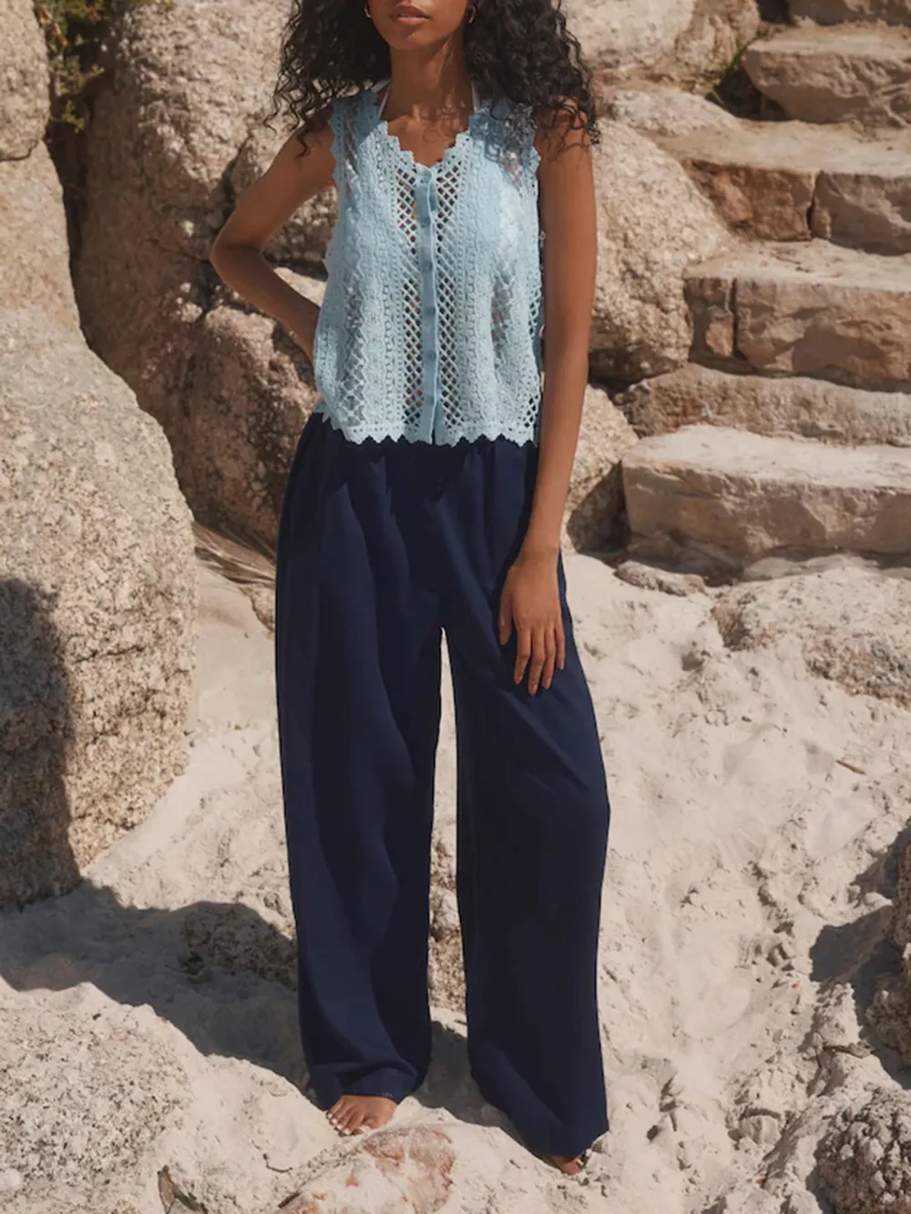 Solid Color Wide-Leg Pants Paired With Linen Trousers