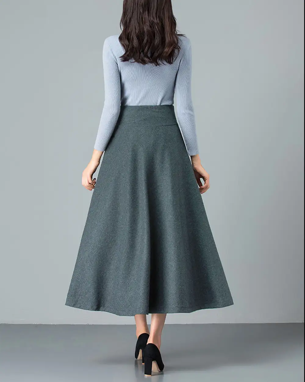 Relaxed Pleated Wool Flared Midi Skirt