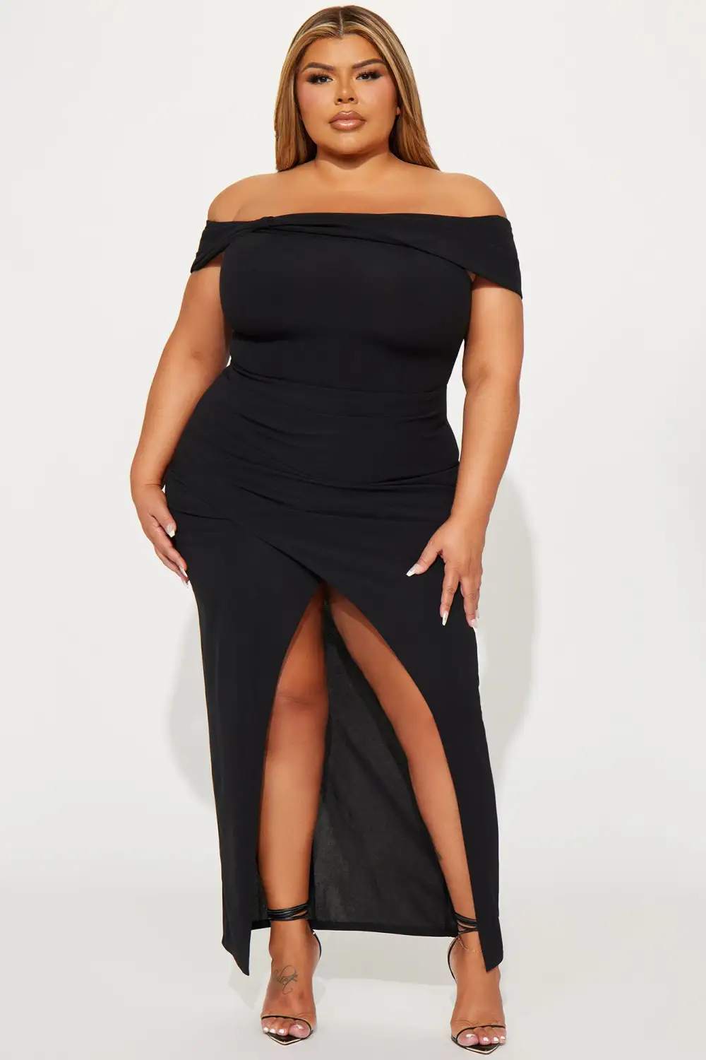 Sofia Off Shoulder Maxi Dress - Black