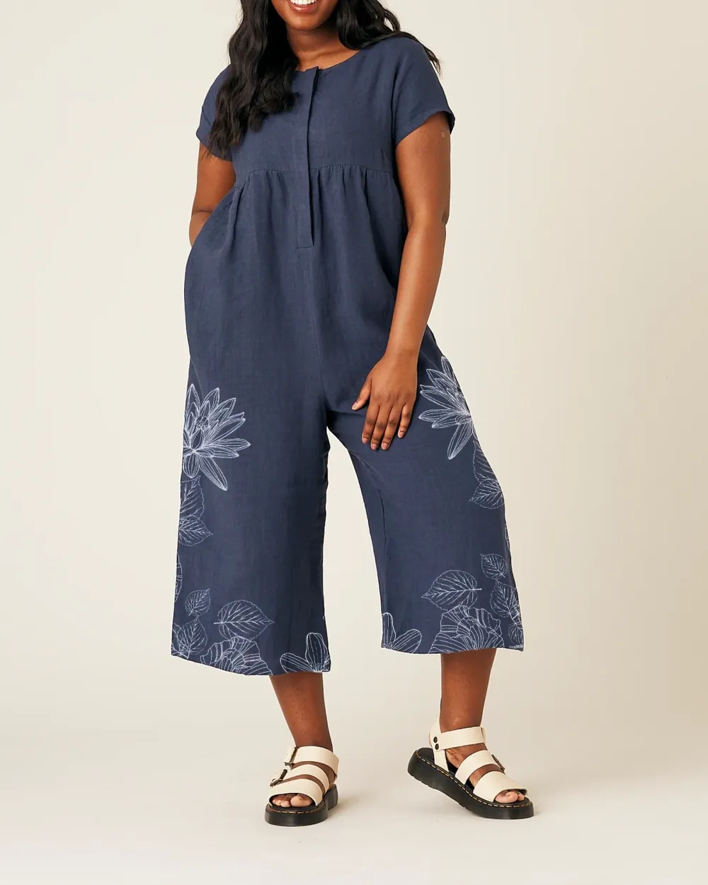 NAVY LINEN JUMPSUIT