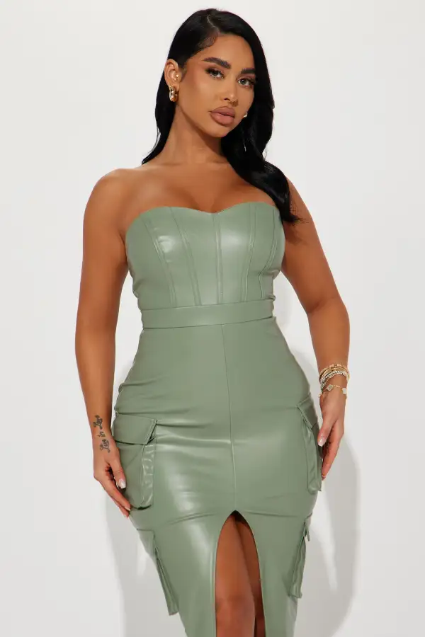 Rules Dont Apply Midi Dress - Sage