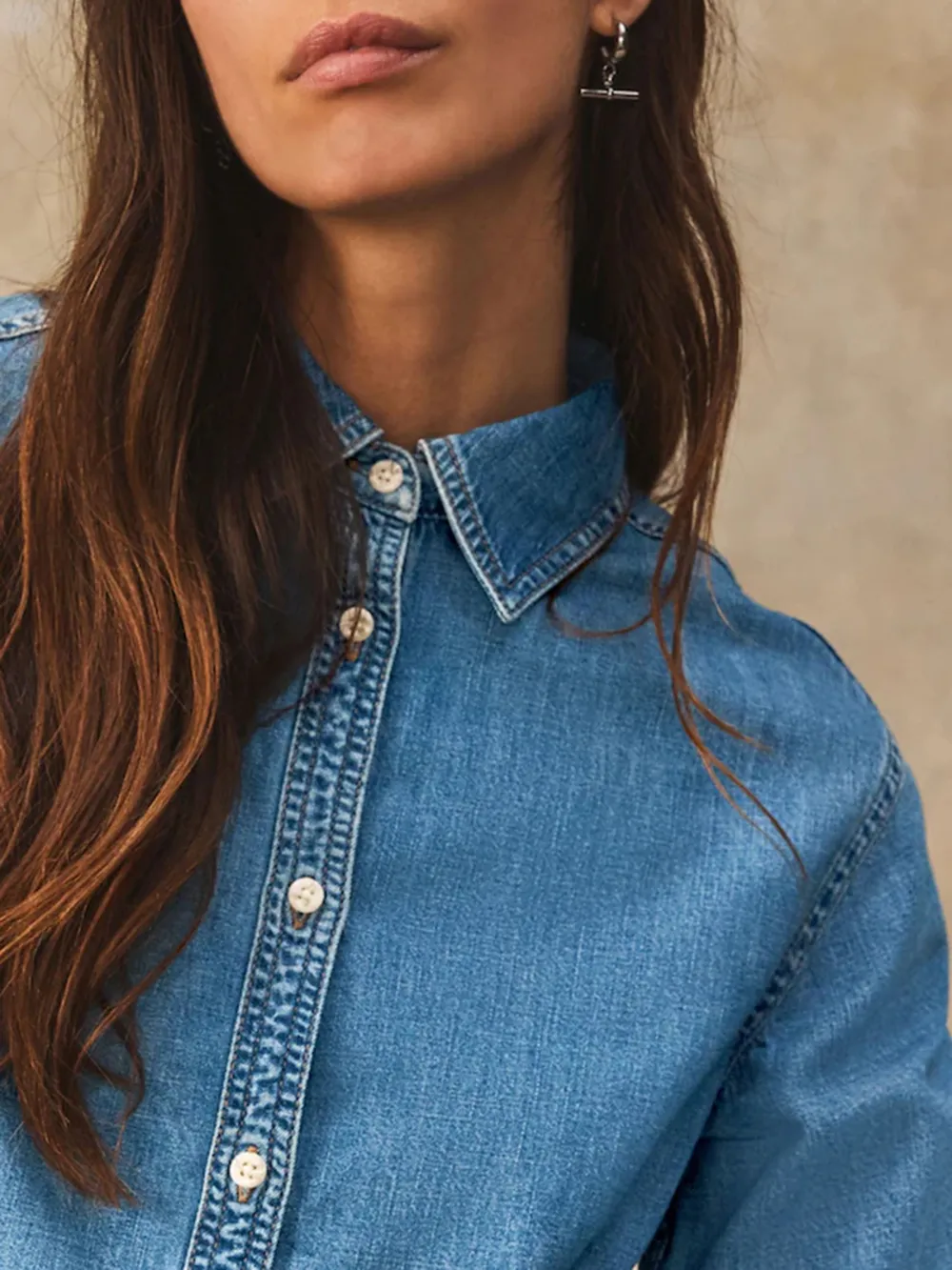 Mid-Blue Waist-Shaping Denim Shirt
