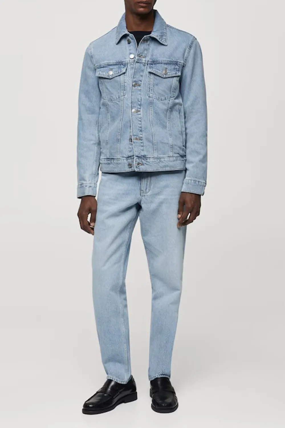 Casual Straight-Fit Jeans