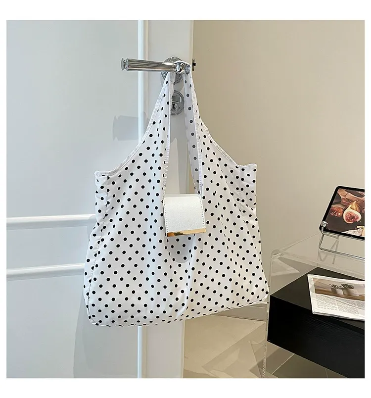 💥2026 HOT SALE💥Foldable Keychain Bag – Reusable Expandable Shopping Bag with Key Ring