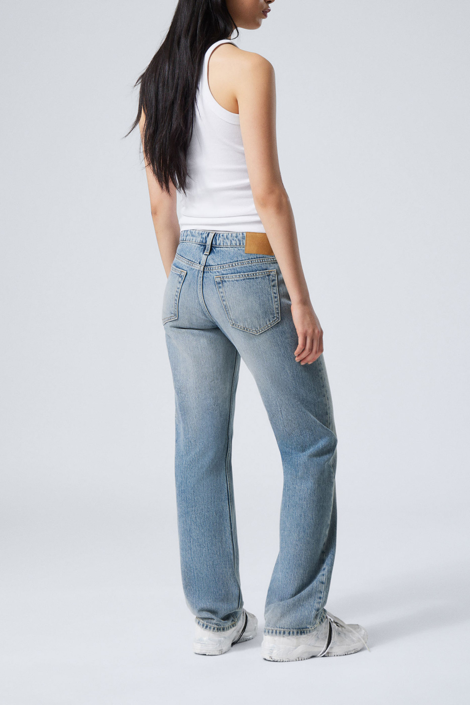 Straight Leg Jeans With Pockets