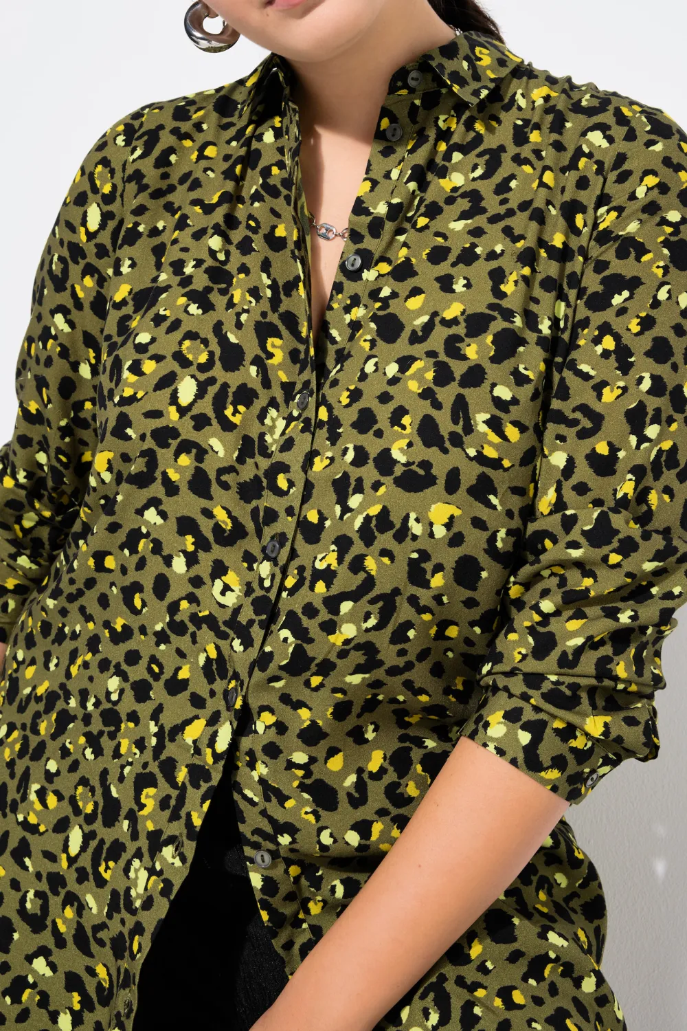 Viscose Fiber Loose Fitting Shirt