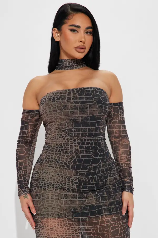 Olivia Off Shoulder Maxi Dress - Black/combo