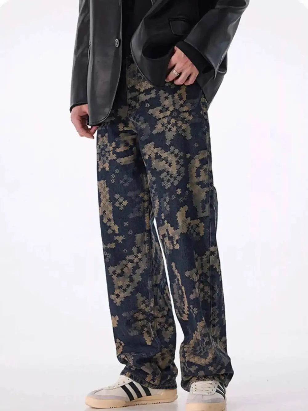 Printed Wide Leg Cargo Pants