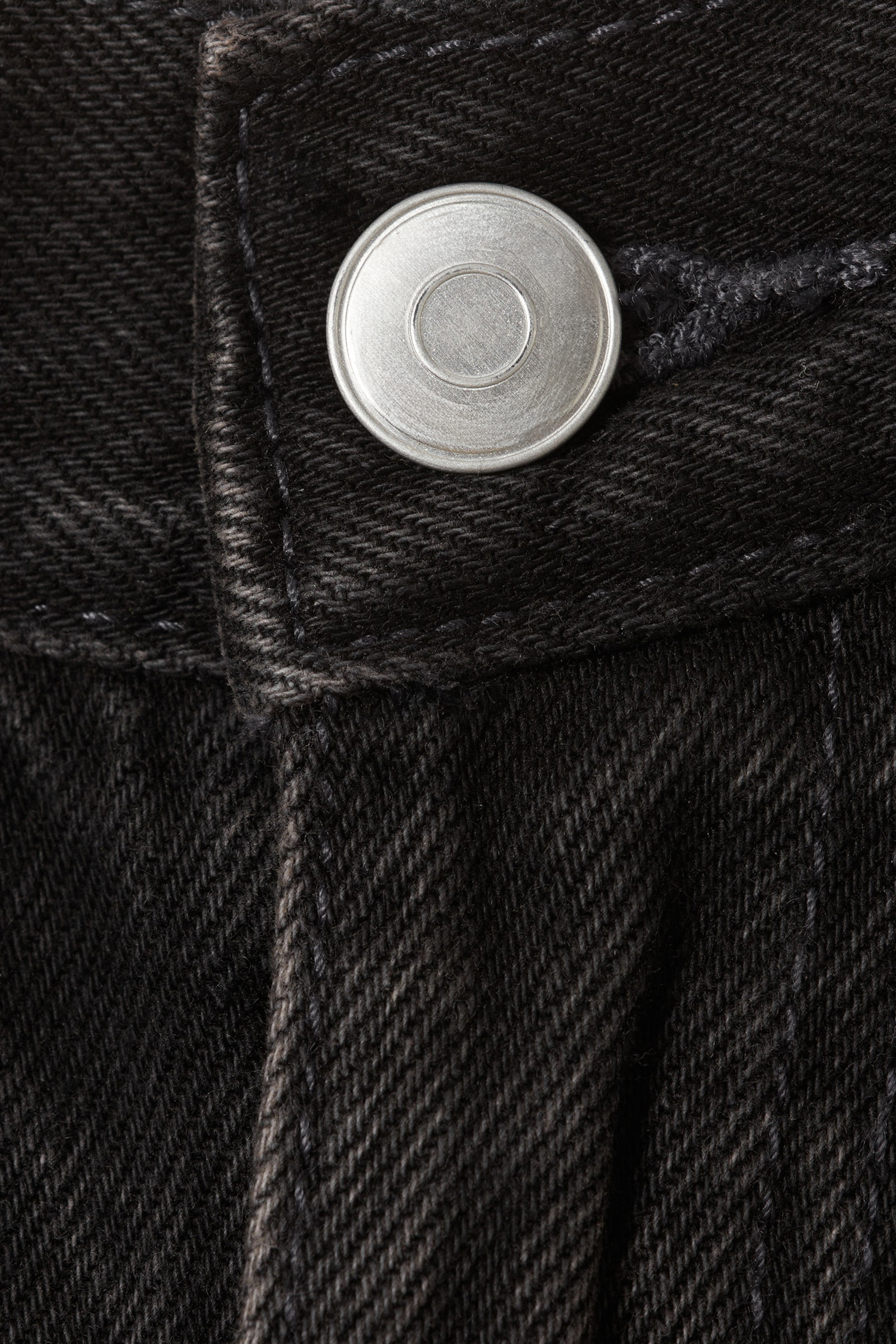 Pocketed Barrel Leg Jeans