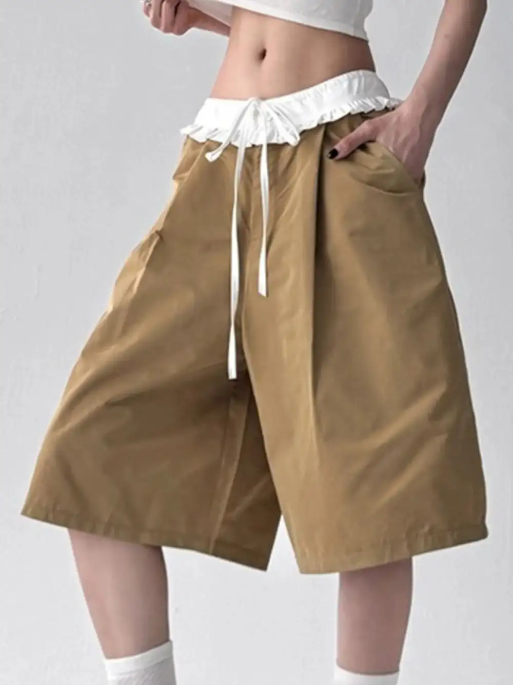 Contrast Waistband Wide Leg Shorts