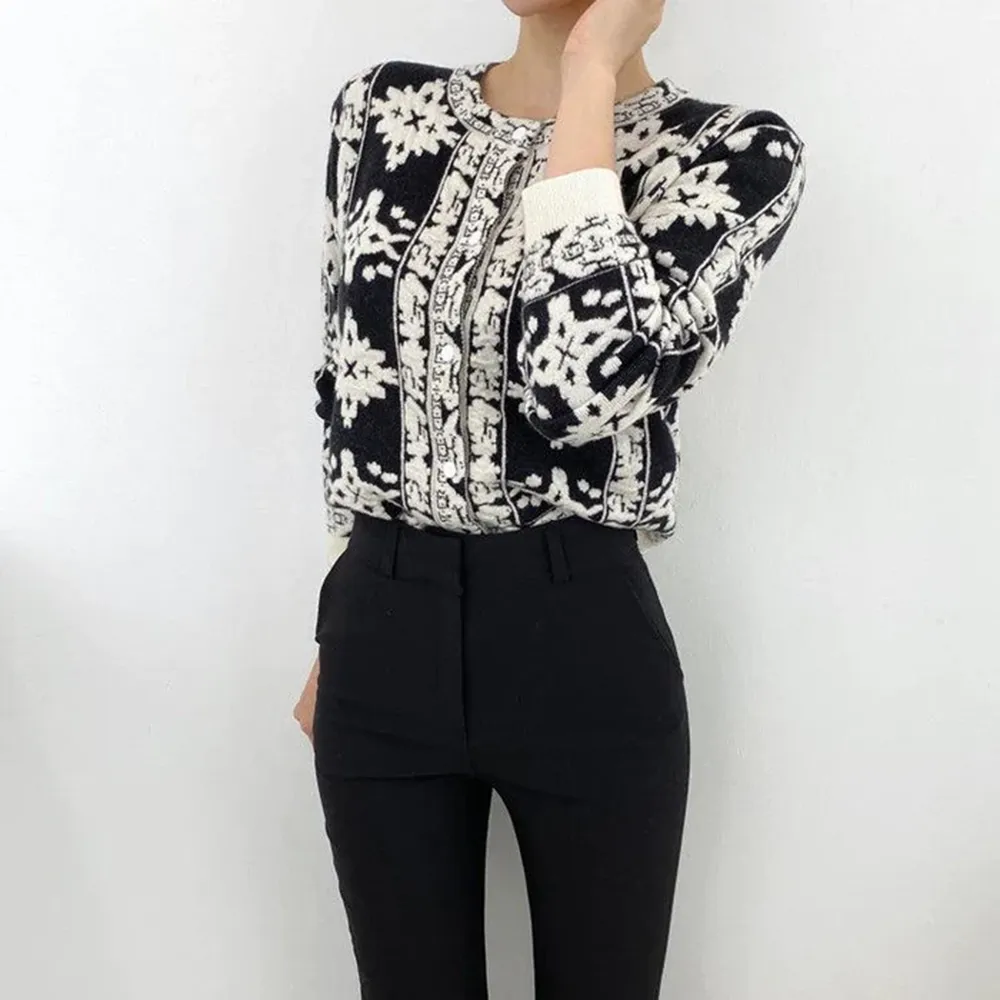 Elegant Floral Embroidery Cardigan