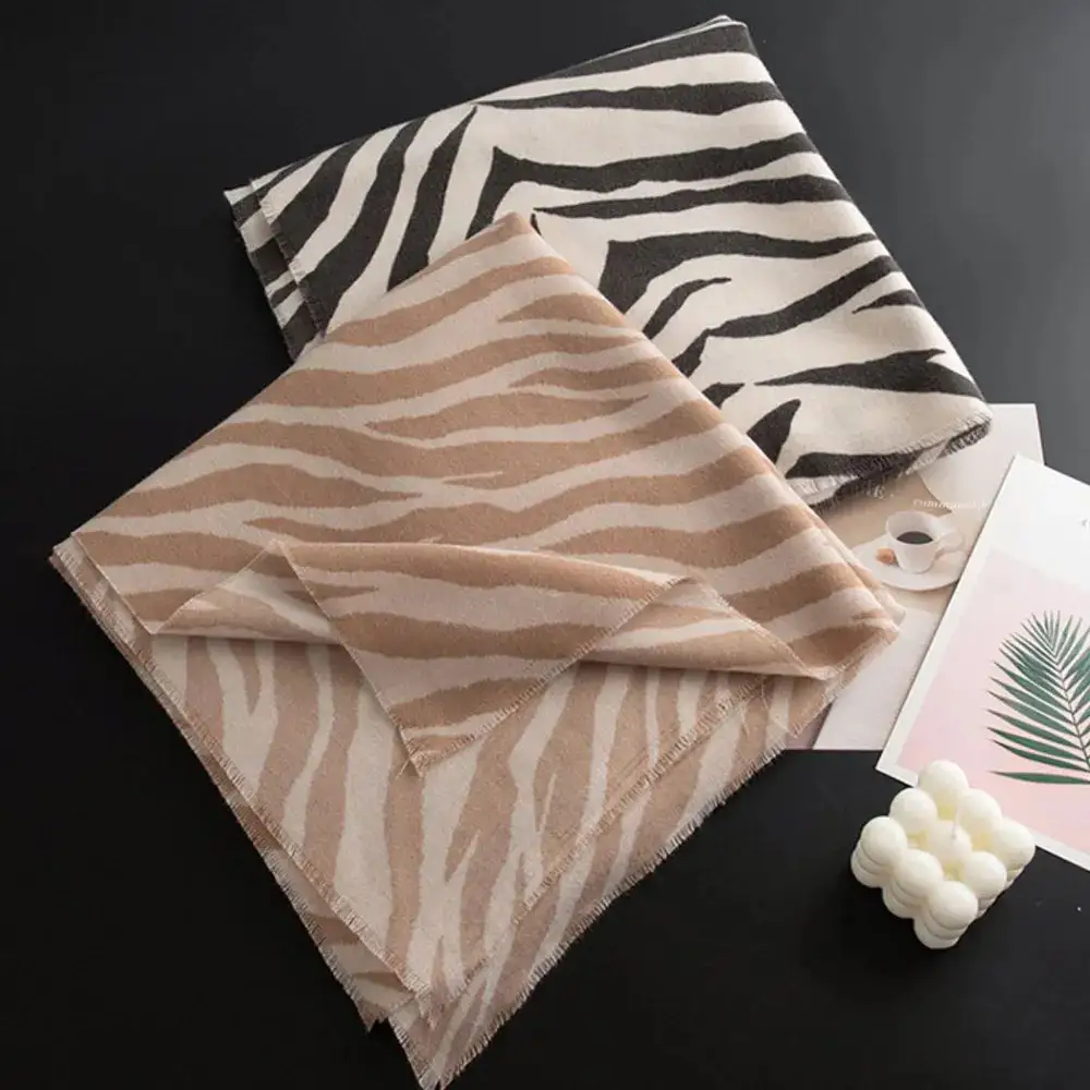 Relaxed Animal Print Scarf