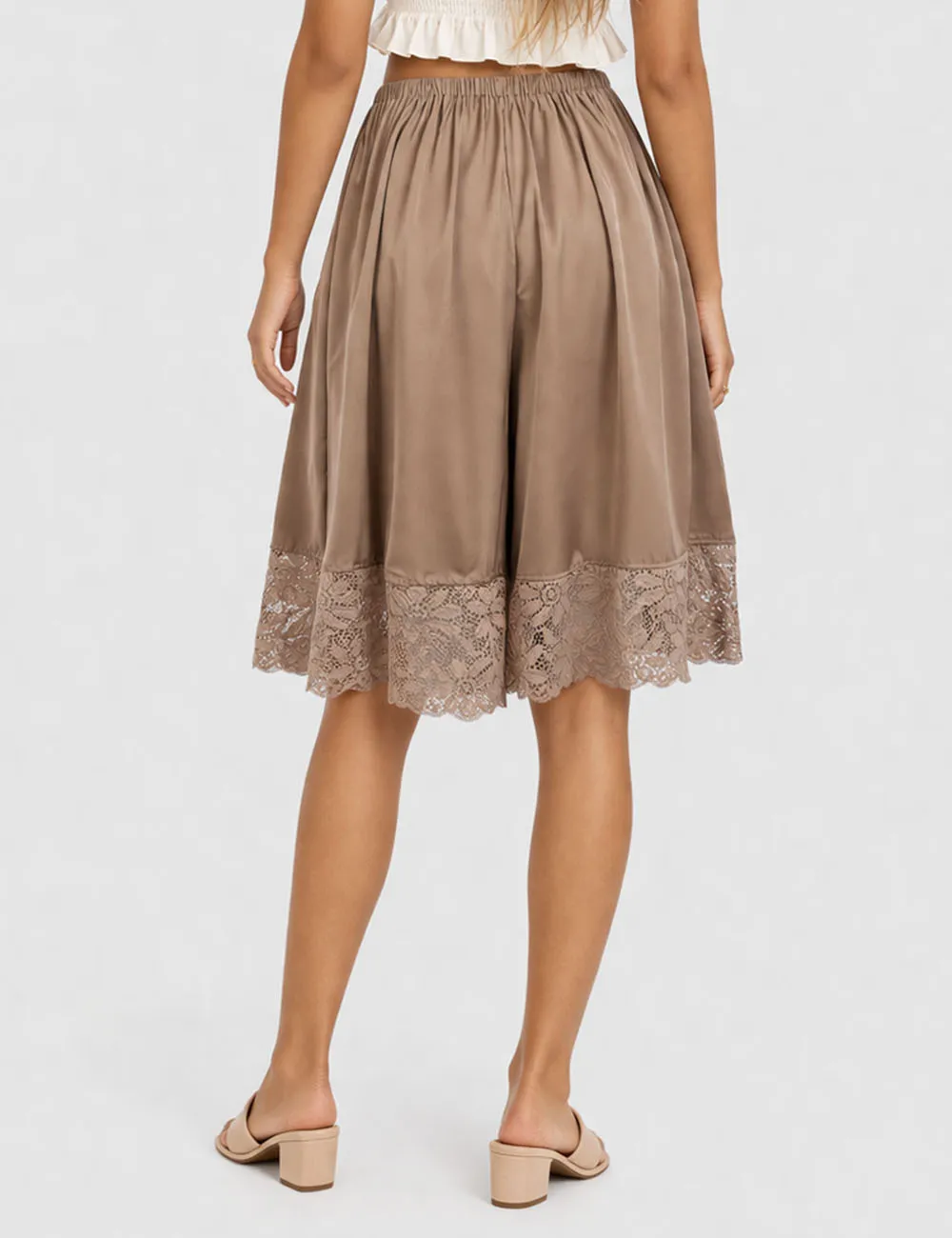 Boho Lace Hem Drawstring Waist Wide Leg Shorts