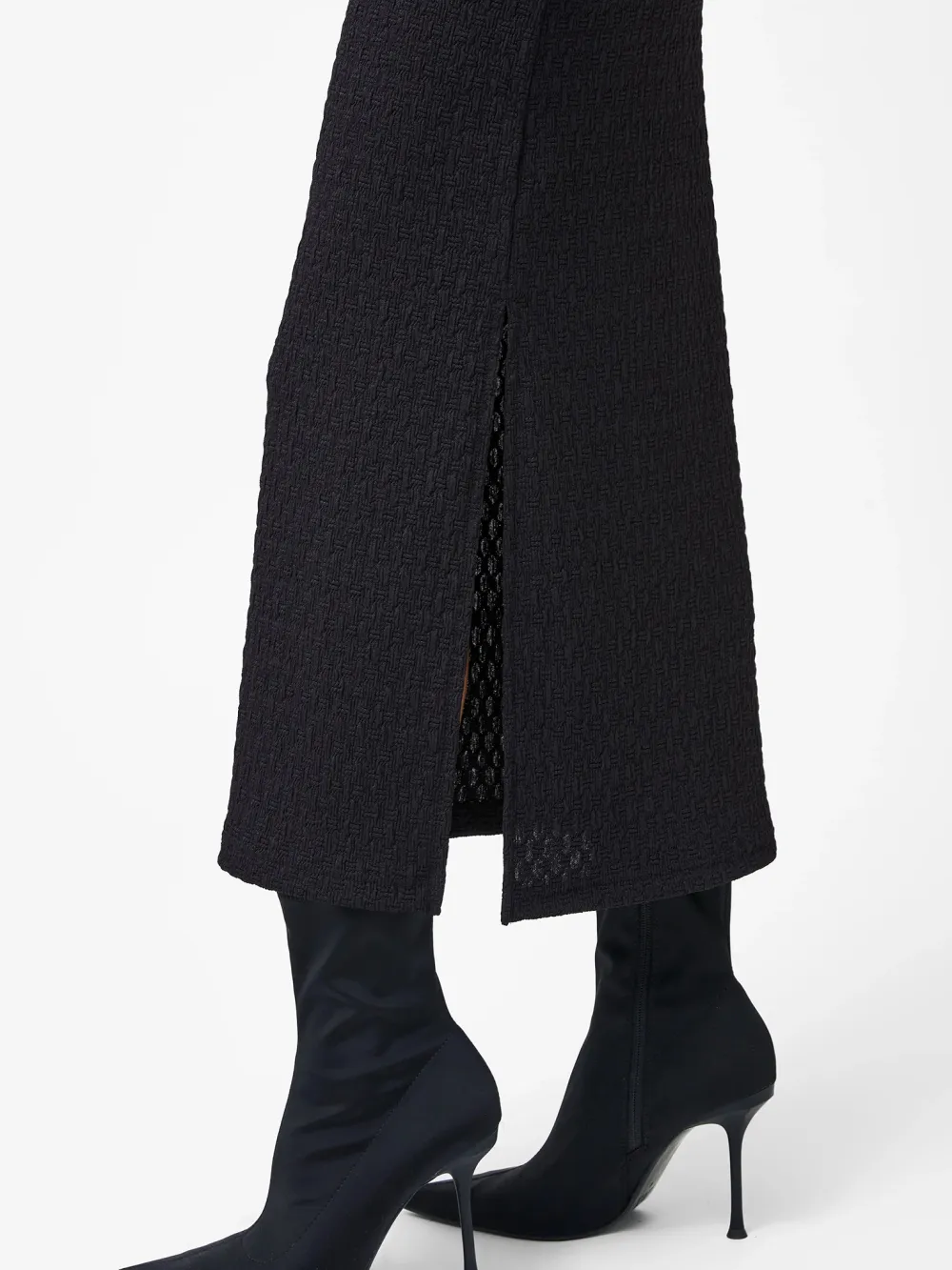 Stylish Textured Boat Neck Collarless Dress