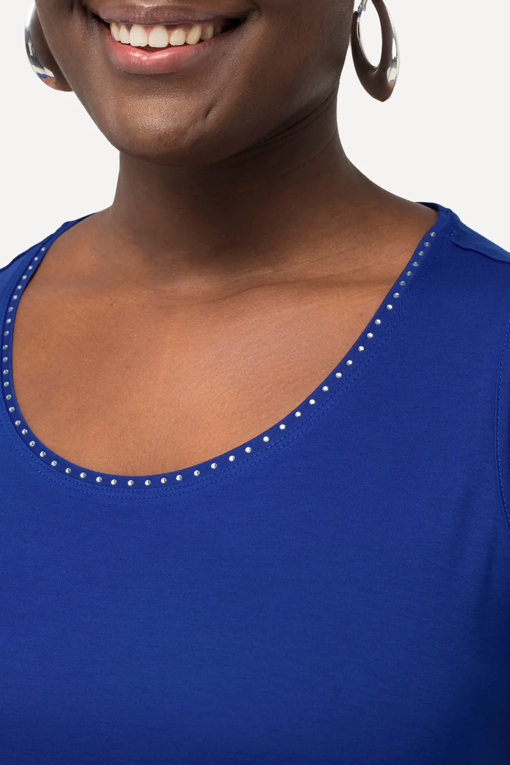 Women's Round Neck Vest With Diamond Studded Collar
