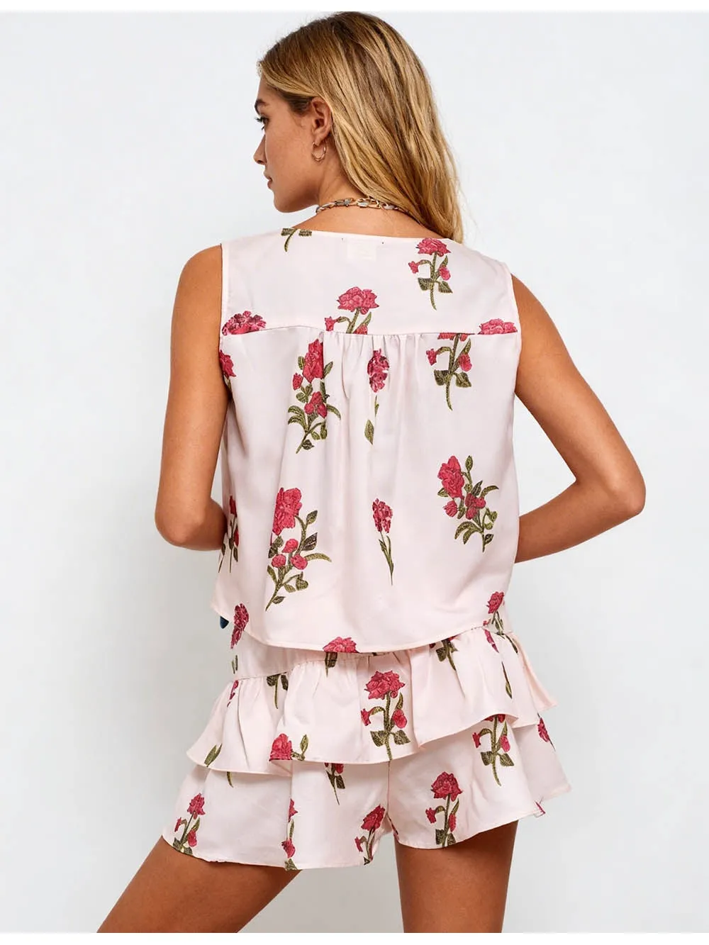 Tiered Ruffle Elastic Waist Shorts