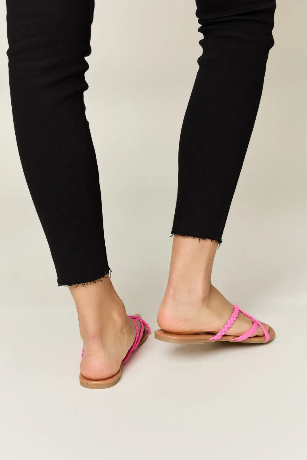 Crisscross Pu Sandals