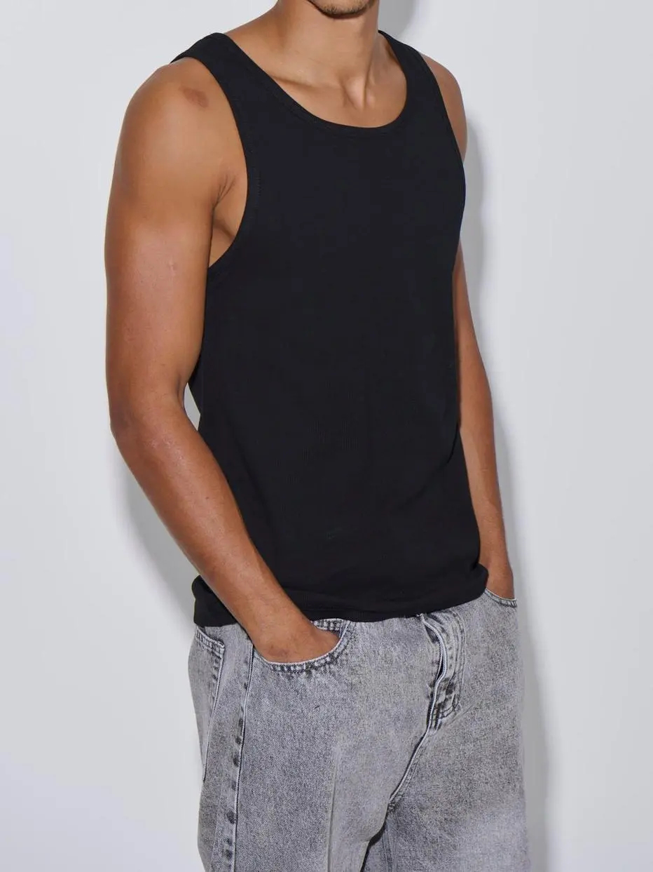 Comfortable And Soft Versatile Black Vest